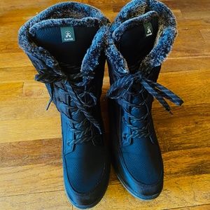 Kamik Bailee Boots - Women's Size 9